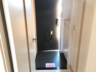 【玄関】 | セレーヌ泉 | 玄関