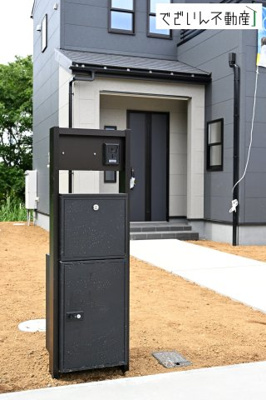 【玄関】 | Livele Garden.S加須市多門寺　新築住宅 | ≪1号棟≫
現地(2026年5月撮影)