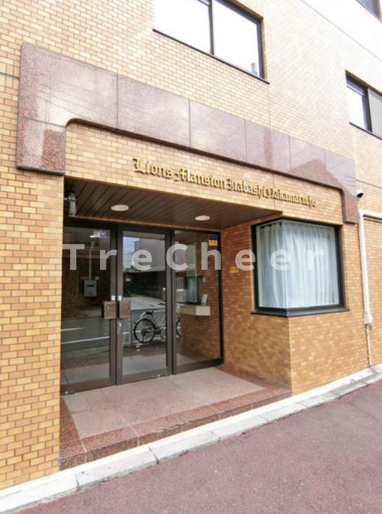 ライオンズマンション板橋中丸町のエントランス