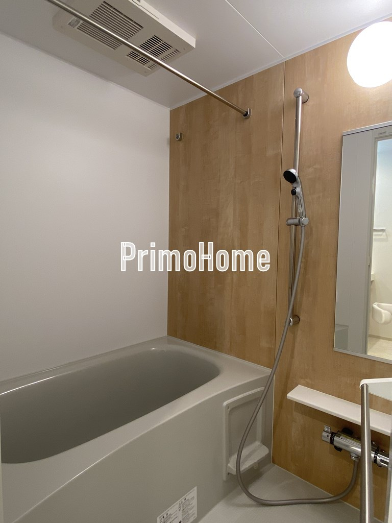 クオリタス秋葉原の浴室