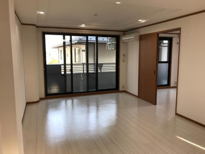 【居間・リビング】 | エクレセンスミナミ | リビング