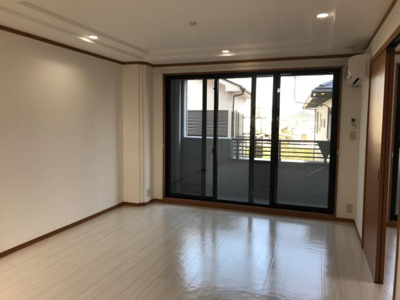 【居間・リビング】 | エクレセンスミナミ | リビング