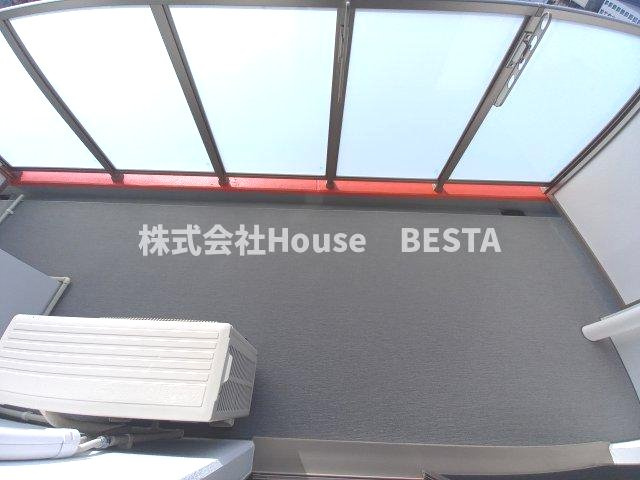 GENOVIA神戸新開地駅前のバルコニー