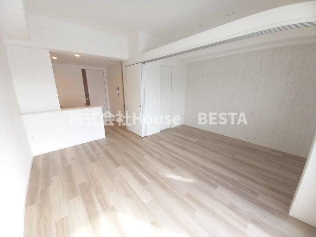 GENOVIA神戸新開地駅前の内装