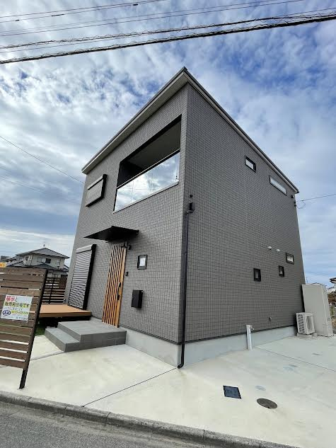 八代市新築未入居戸建の外観