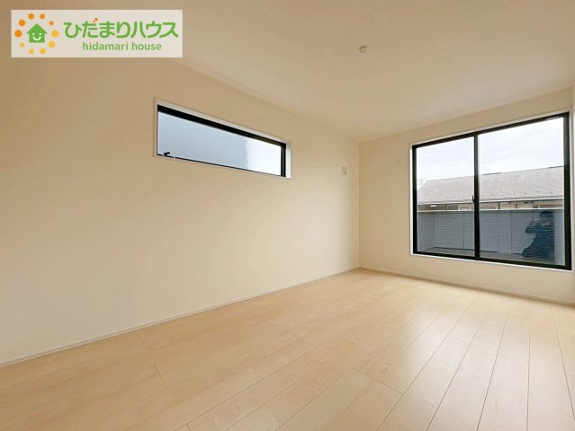 ひたちなか田彦10期　新築戸建　2号棟の寝室|広めの主寝室は、ベッドの他にもパソコンデスクやドレッサーなども置けちゃいます(*^-^*)