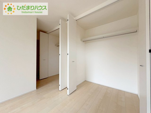 ひたちなか田彦10期　新築戸建　2号棟の収納|広めの主寝室は、ベッドの他にもパソコンデスクやドレッサーなども置けちゃいます(*^-^*)