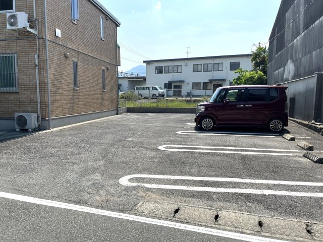 アイコートの駐車場