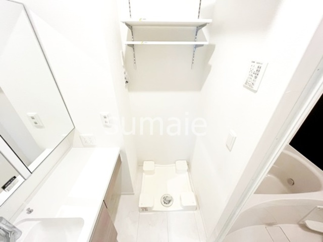 ドムスクラルス大宮桜木町の洗面所|室内洗濯機置き場です☆