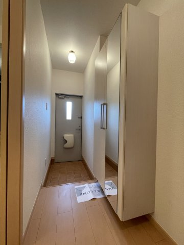 エターナルコート　Ａの玄関
