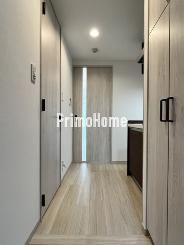 レジディア秋葉原の玄関