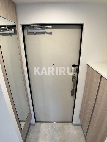 ワールドアイ大阪城EASTアドバンスの玄関