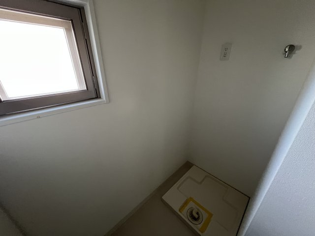 室内洗濯機置き場あります
