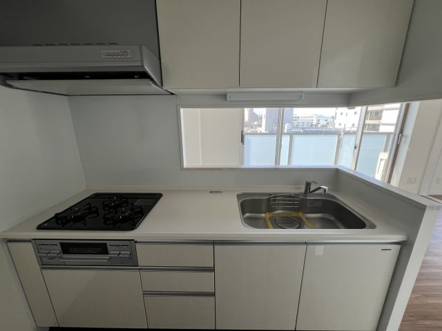 カウンターキッチンなのでキッチンの熱が部屋に伝わりにくいです