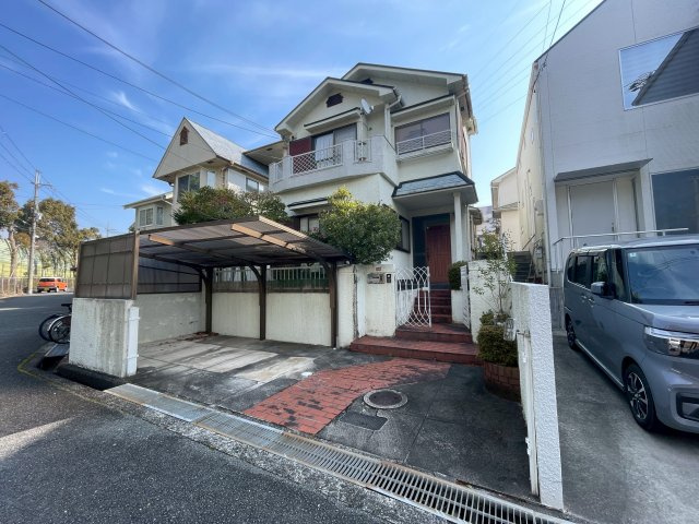 高槻市真上町戸建