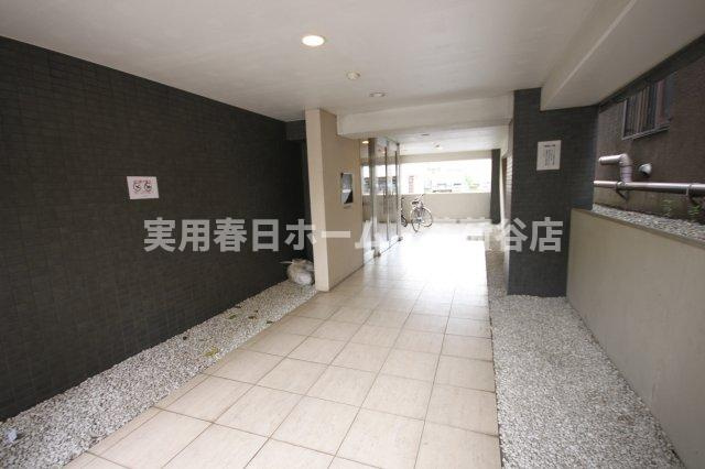 【エントランス】