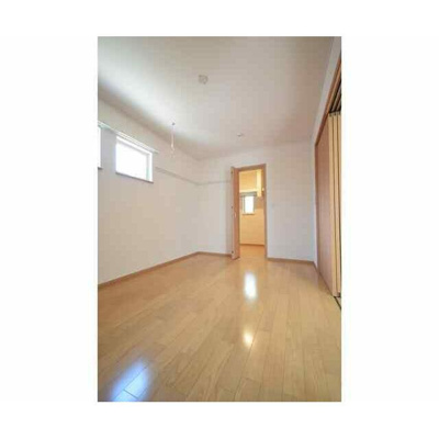 【寝室】 | トネリコ　メゾンＮ | きれいなフローリング。