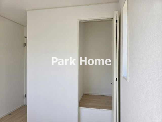 高知市長浜 -第1- 新築戸建て の収納|２F:5洋室クローゼット