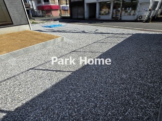 高知市長浜 -第1- 新築戸建て の駐車場|駐車6台可能