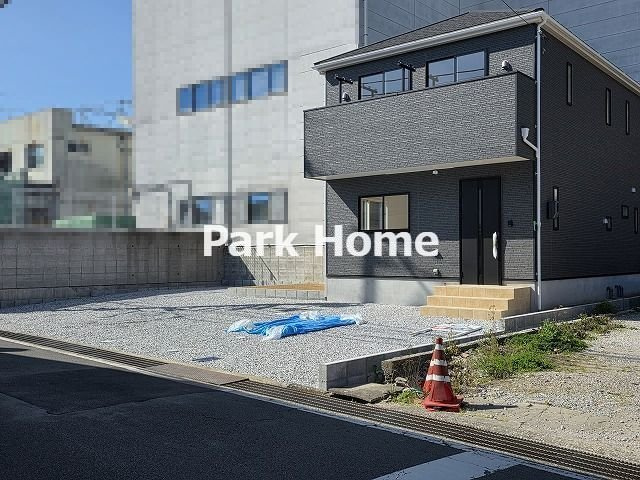 高知市長浜 -第1- 新築戸建て の駐車場|2026.3月：建築中