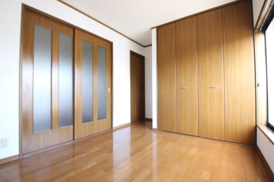 【洋室】 | 若松町西３丁目貸家