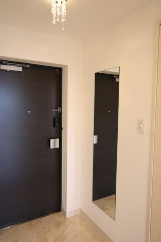 プレジオ東三国の玄関