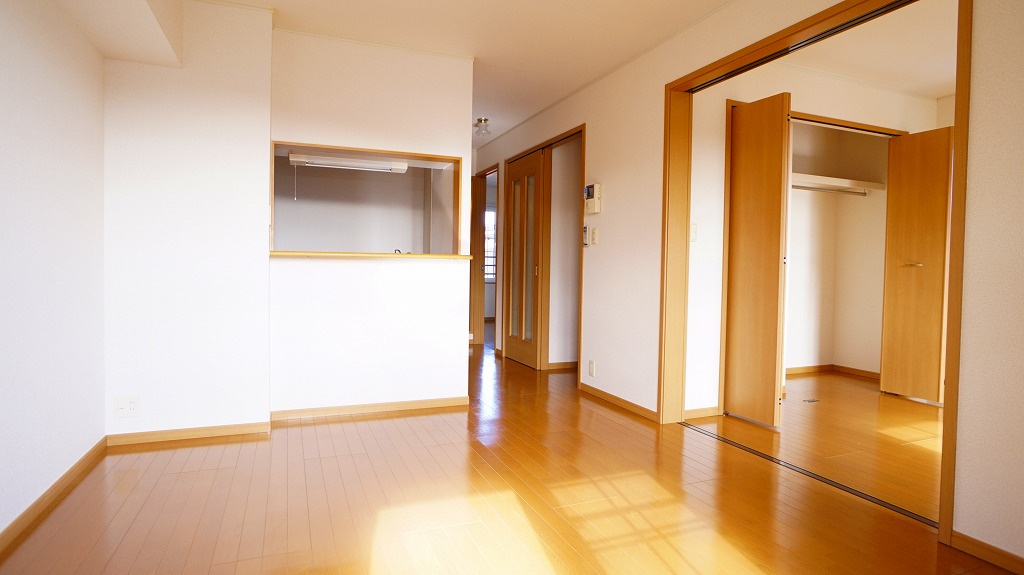 アレスト・イーグルB棟の居間・リビング