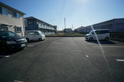 【駐車場】 | グレイスコート