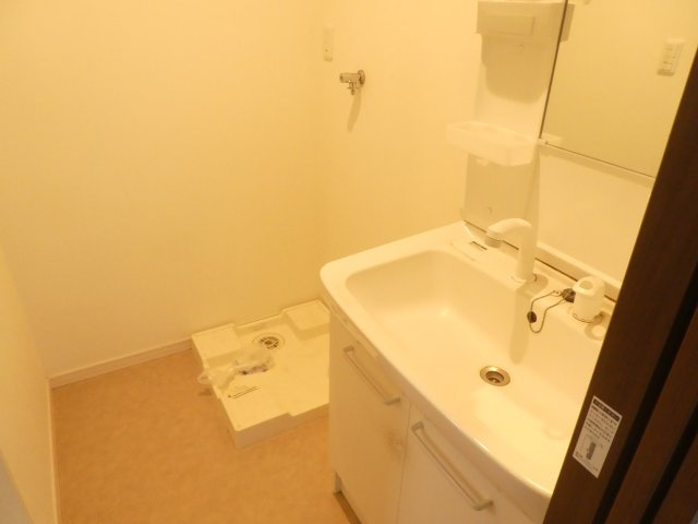 【洗面所】 | ハイツウエスト | ※写真は同物件別部屋です