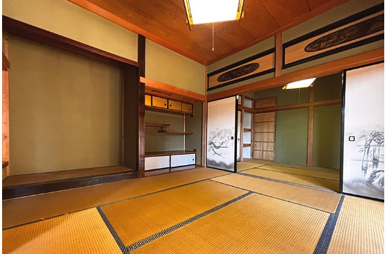 玉村町五料　中古1380の和室