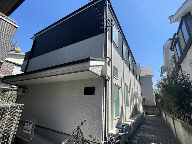 トレカーサ六町の外観