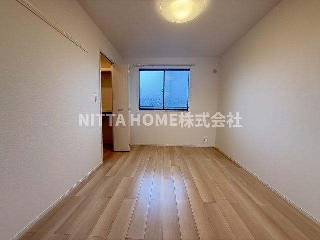 マーベラスコウベの内装|こちらの洋室は6.1帖です☆彡