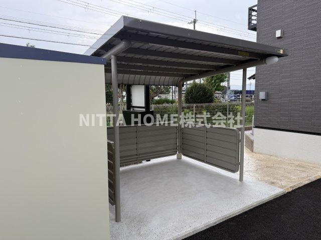 マーベラスコウベのその他共用部分|屋根付きの駐輪場は無料です☆