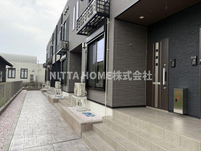 マーベラスコウベのエントランス|清潔感のあるエントランスです◆