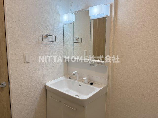 マーベラスコウベの洗面所|独立洗髪洗面台です＊