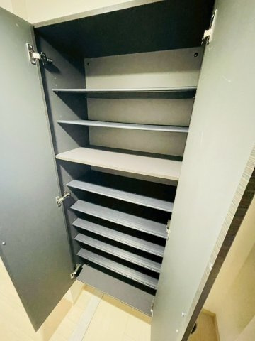 パレスマイセンの収納