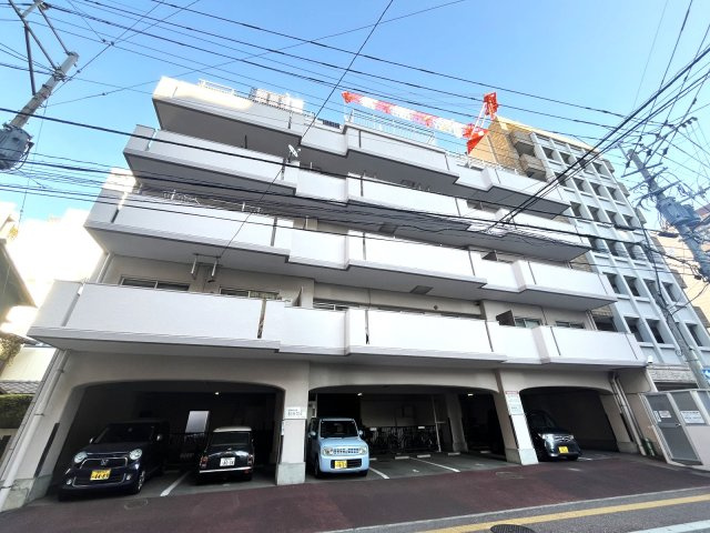 赤坂ハウスの外観|きれいな外観です☆