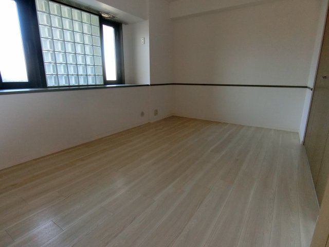 アーサー大橋南エクシオの洋室|使い勝手のいい洋室です