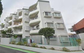 クローバー花畑ガーデンの外観|おしゃれな外観です