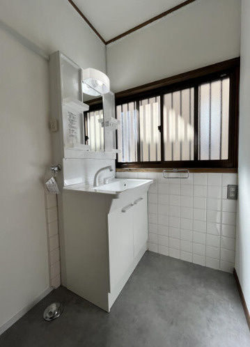 売中古戸建　富士市天間の独立洗面台