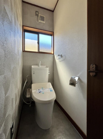 売中古戸建　富士市天間のトイレ