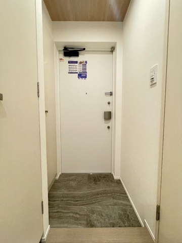 新品家具付きマンション月島12(KaGood東京)の玄関