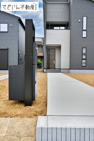 【玄関】 | Livele Garden.S加須市多門寺　新築住宅 | ≪6号棟≫
現地(2026年5月撮影)