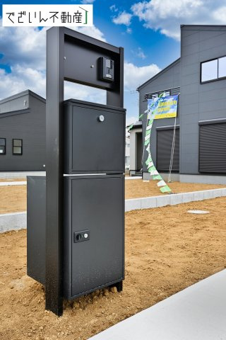 【玄関】 | Livele Garden.S加須市多門寺　新築住宅 | ≪6号棟≫
現地(2026年5月撮影)