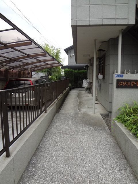メゾンＦＫのエントランス|建物入口
