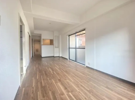 パークサイドマンションの居間・リビング