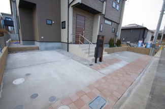 【駐車場】 | 【仲介手数料無料！！】稲城市東長沼　新築戸建て（全1棟）1号棟　6880万円