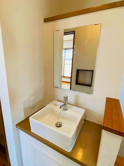 名古屋市西区堀越３丁目の中古一戸建の独立洗面台