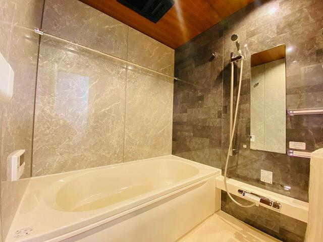 名古屋市西区堀越３丁目の中古一戸建の浴室