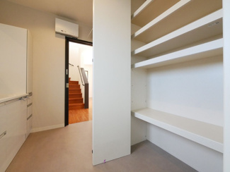 【収納】 | 笛吹市石和町唐柏 平成27年築 積水ハウス施工 敷地159坪 | 洗面室の収納